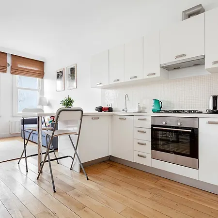 Noa - Tatar Beyi 18 * 伊斯坦布尔