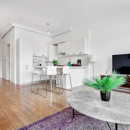 Noa - Tatar Beyi 18 Isztambul