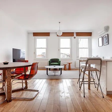 Noa - Tatar Beyi 18 * Стамбул