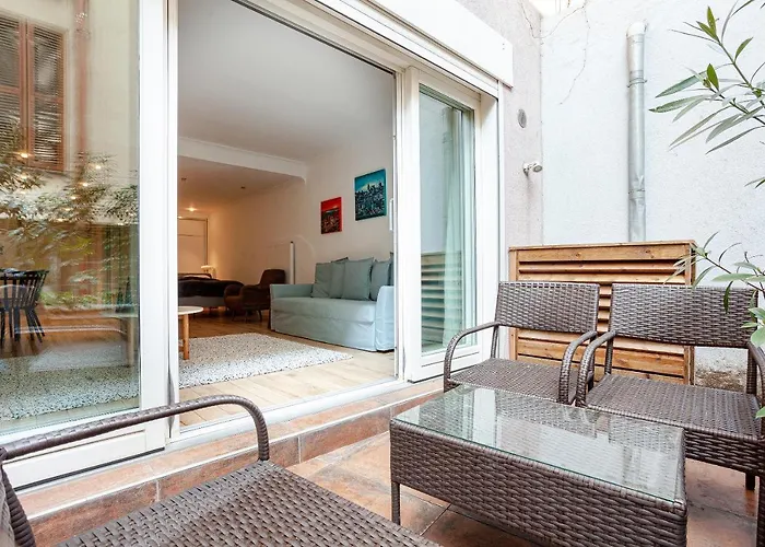 Noa - Tatar Beyi 18 Istanbul