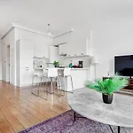 Noa - Tatar Beyi 18 Istanbul